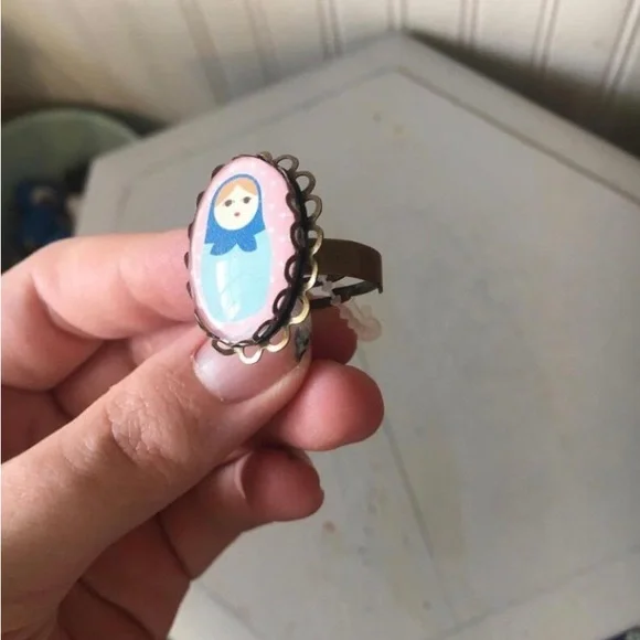 Nesting doll ring - Picture 2 of 2